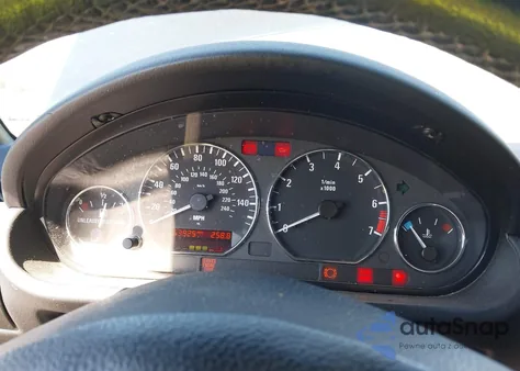 2001 BMW Z3 2.5I z USA, uszkodzony, nr VIN WBACN33451LK46442